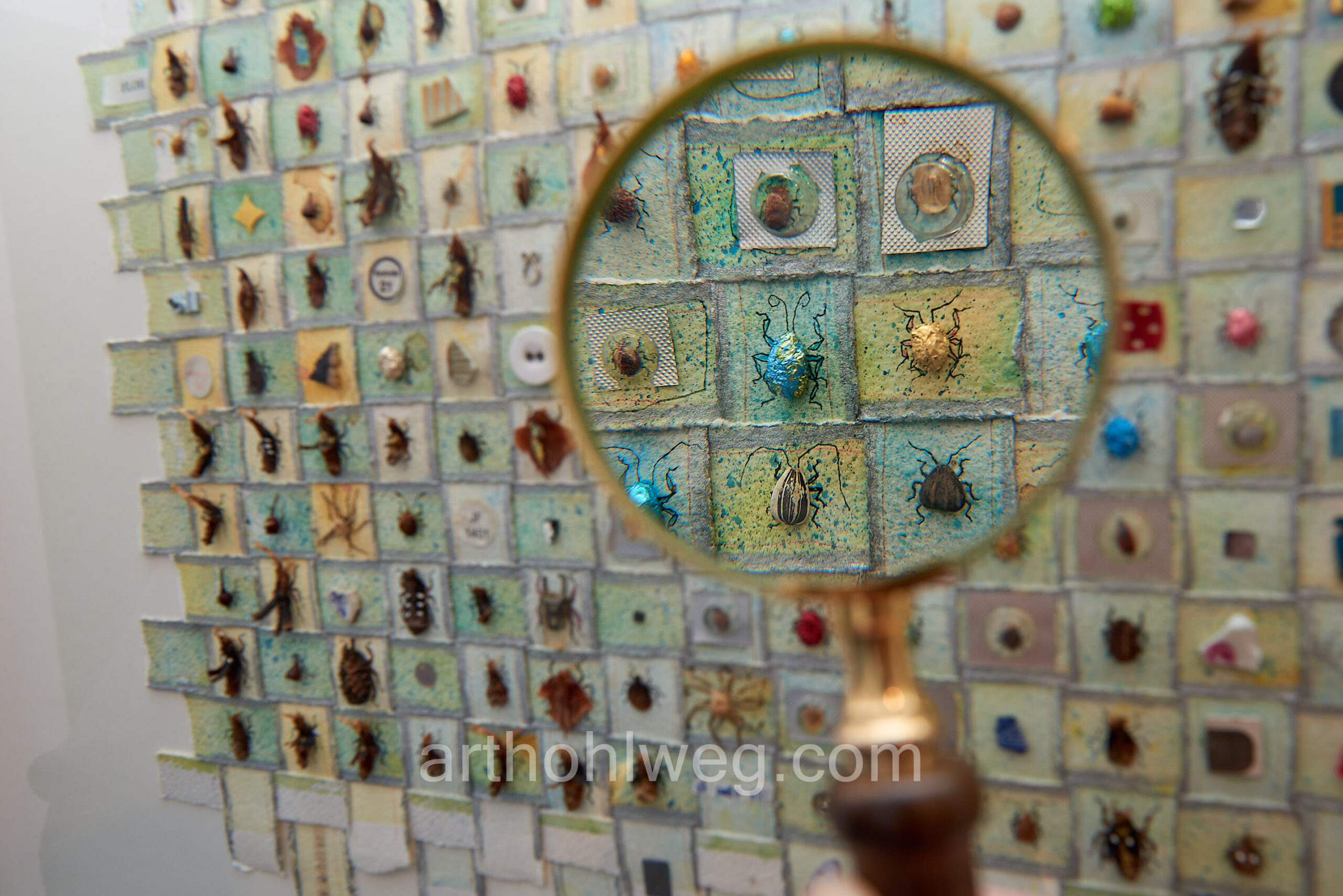 Monumental and insignificant