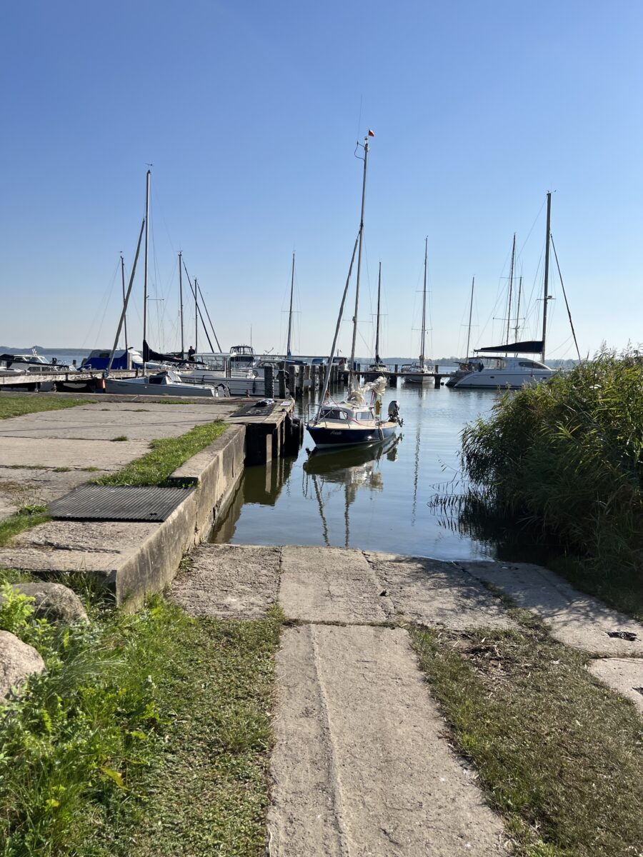 Frisch zu Wasser gelassen