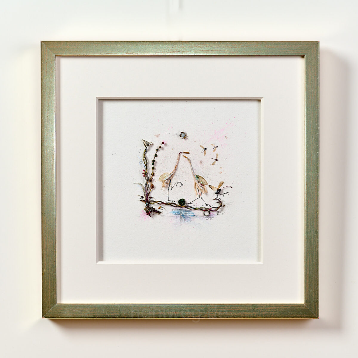 Gerahmte Collage aus Fundstücken von Magdalena Hohweg