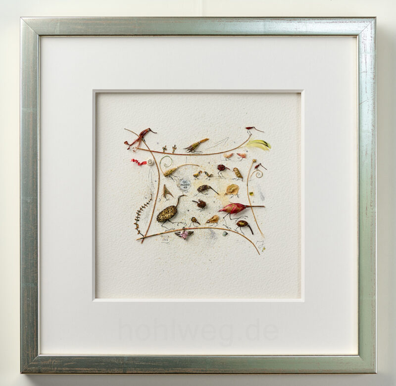 Framed overall view of the assemblage “The Navel of the World” by Magdalena Hohlweg